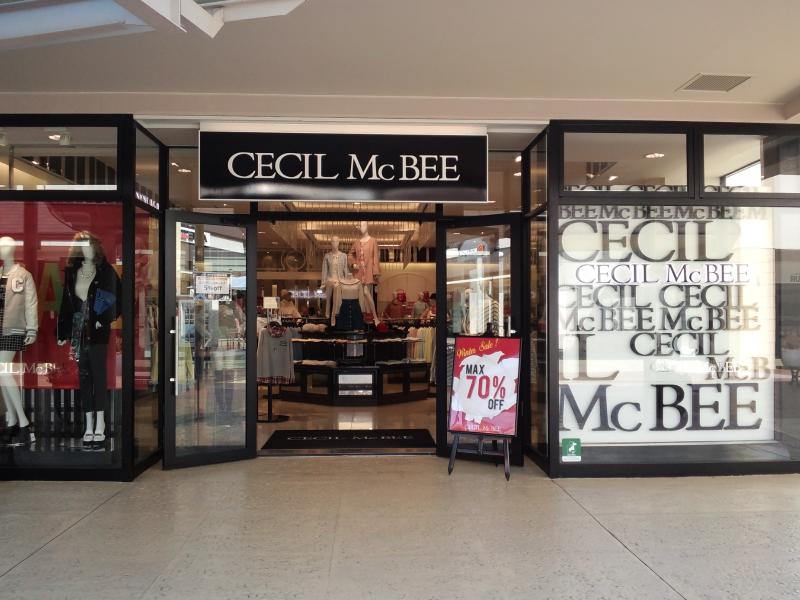 人気のファッショントレンド 元のアウトレット セシル マクビー