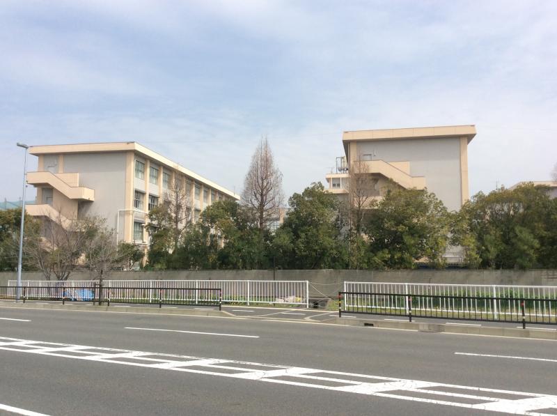 大阪府立和泉高等学校：写真／ホームメイト