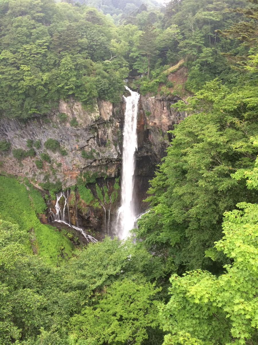 華厳滝