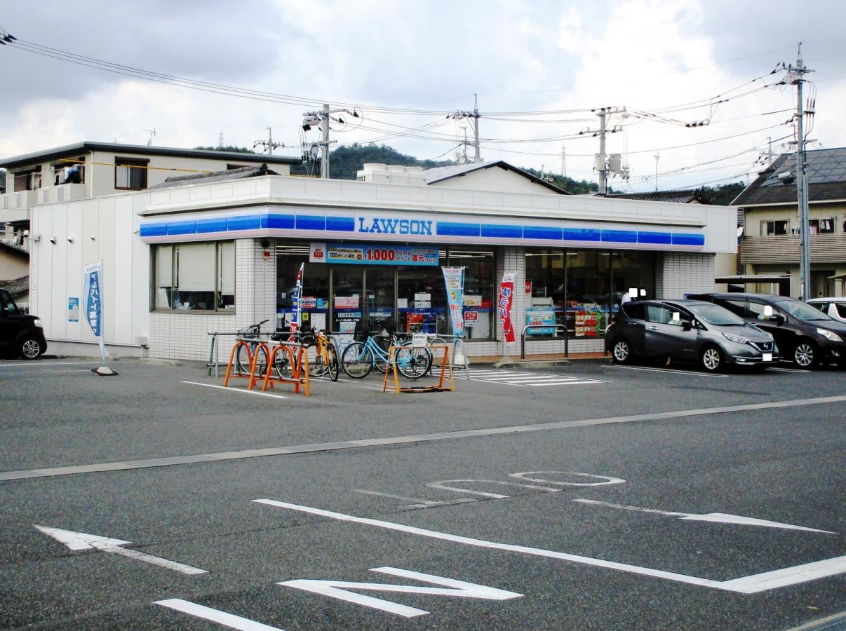 マーケットピア ローソン 岡山西崎1丁目店