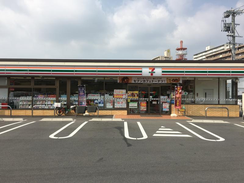 マーケットピア セブンイレブン 桑名中央店