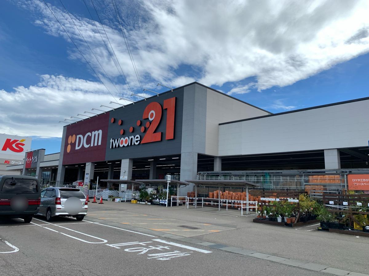 マーケットピア ｄｃｍカーマ２１ 小松店