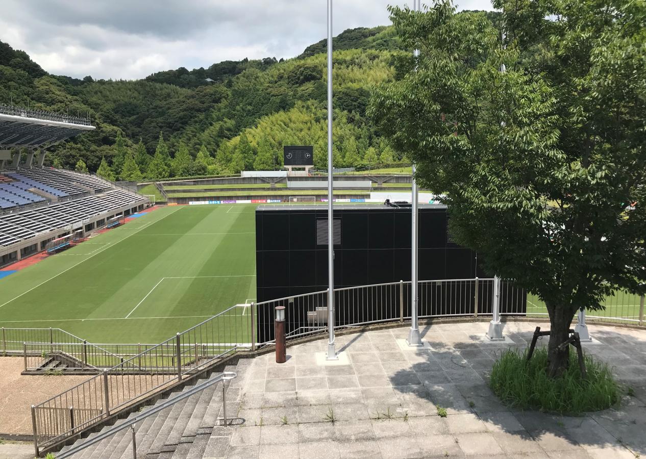 【スポランド】藤枝市総合運動公園（サッカー場）への口コミ：風景がきれいなスタジアム
