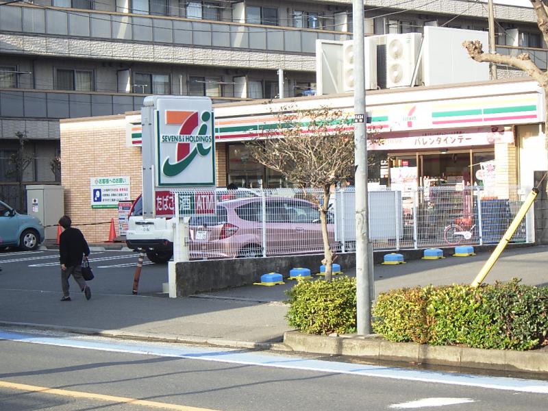 マーケットピア セブンイレブン 大和深見店 大和市深見西