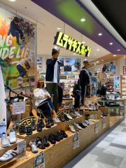 マーケットピア ザ ダイソー コーナン日進店 日進市赤池町