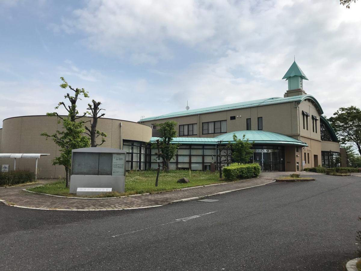 パブリネット 海津図書館 海津市海津町高須