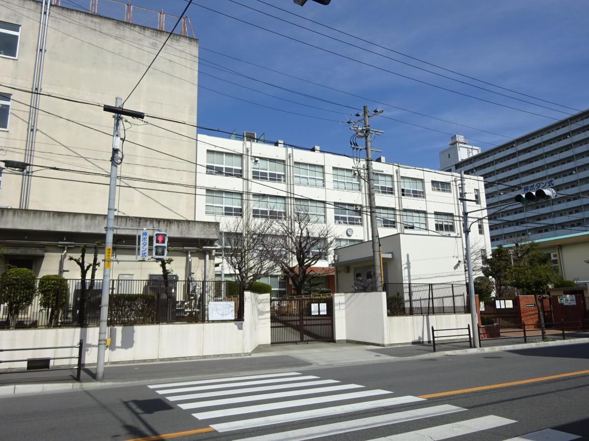 新東三国小学校／ホームメイト
