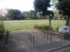 パブリネット 東洋英和女学院大学図書館 横浜市緑区三保町