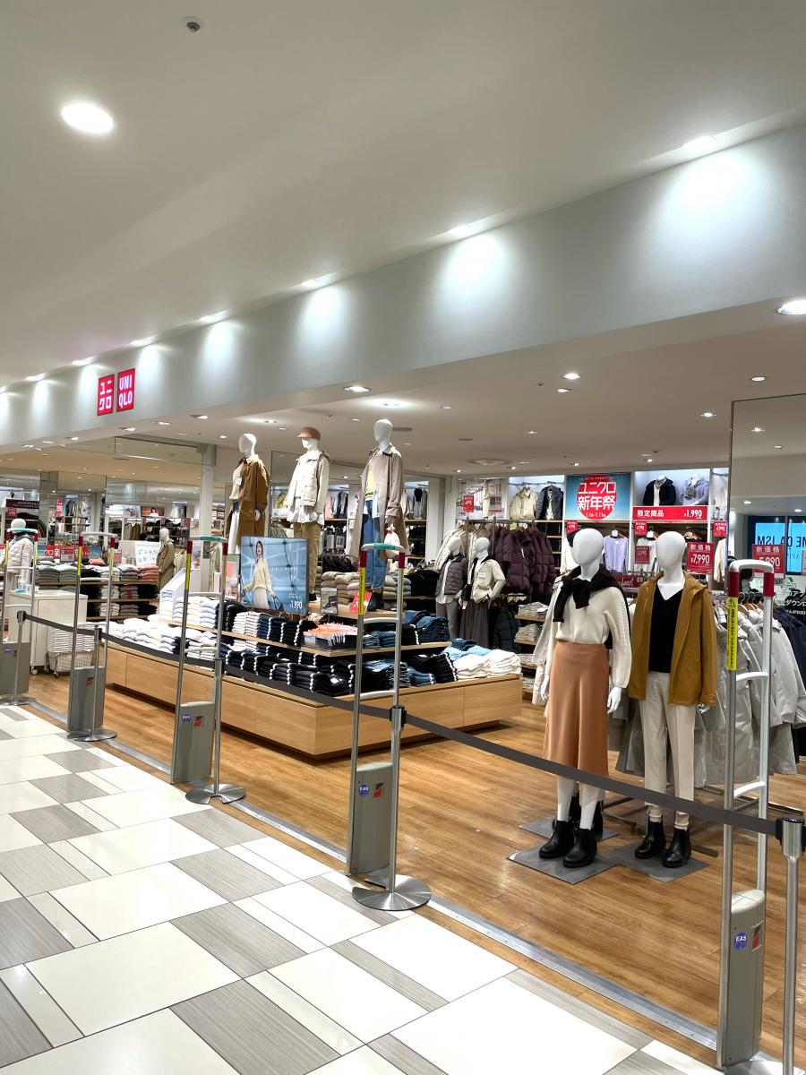 マーケットピア ユニクロ 神戸ハーバーランドｕｍｉｅ店 神戸市中央区東川崎町