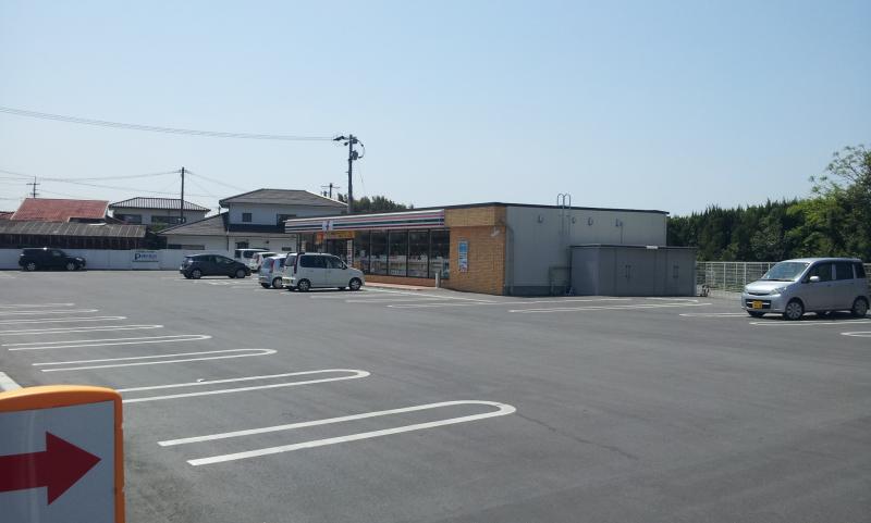 マーケットピア セブンイレブン 大牟田唐船店 大牟田市唐船