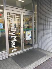 マーケットピア ファミリーマート 築地市場前店 東京都中央区 周辺の生活施設情報