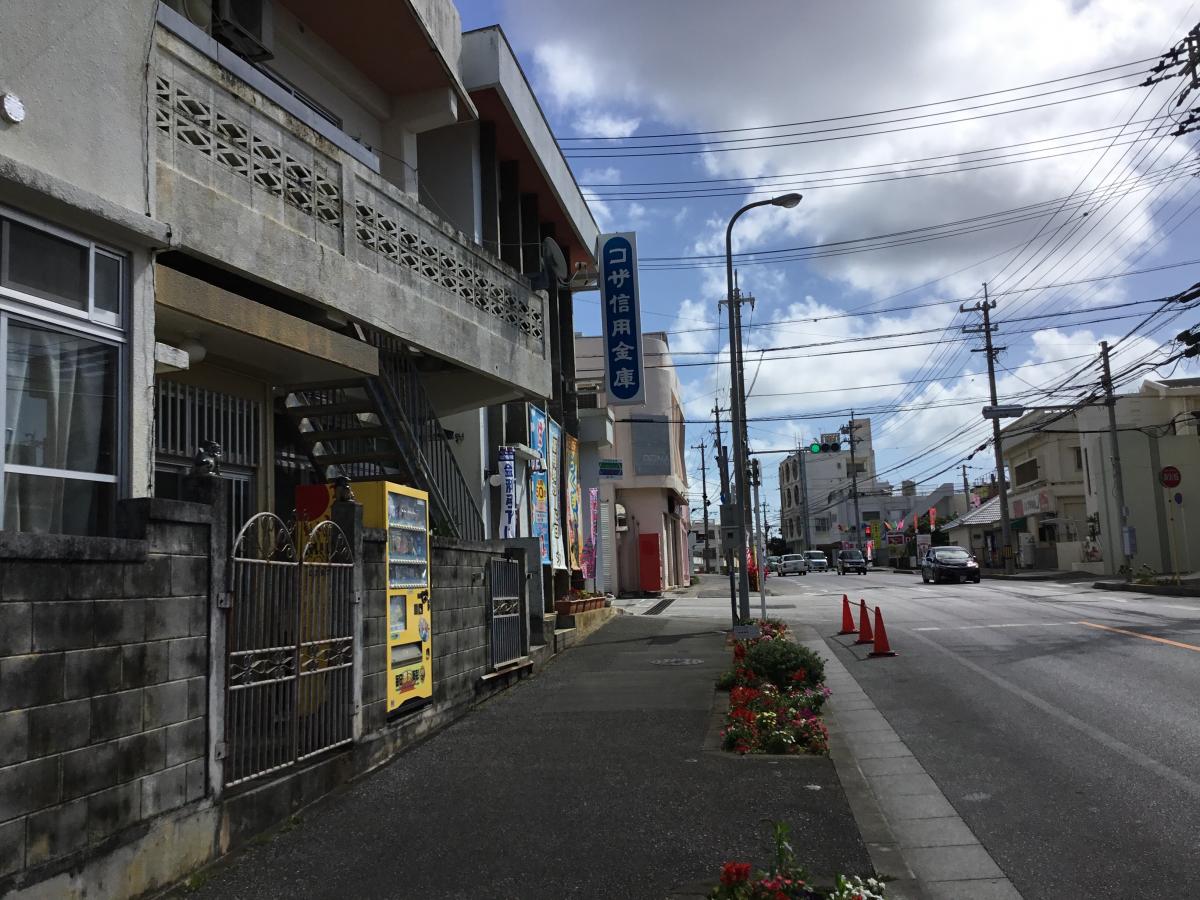 【ホームメイト】コザ信用金庫桃原支店：写真